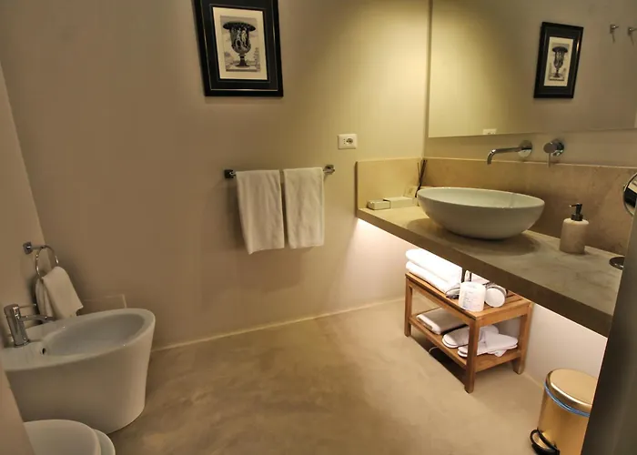 Domus 21 Luxury Affittacamere 4*