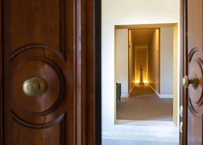 Domus 21 Luxury Affittacamere 4*