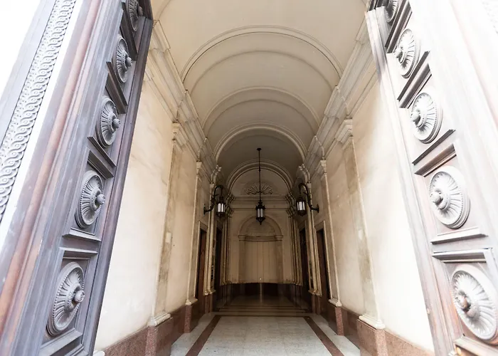 Domus 21 Luxury Affittacamere 4*
